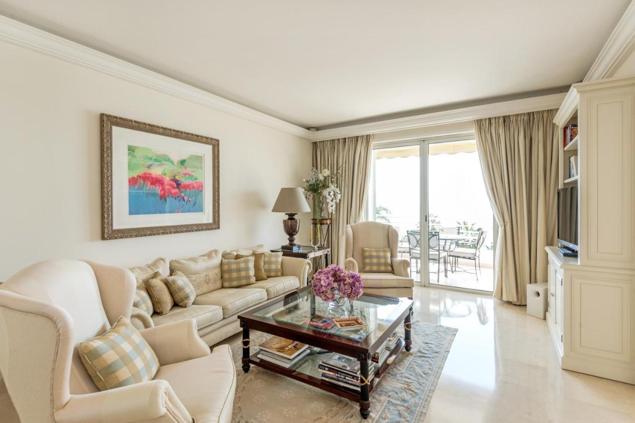 Buckingham & Lloyds - Cannes Buitenkant foto