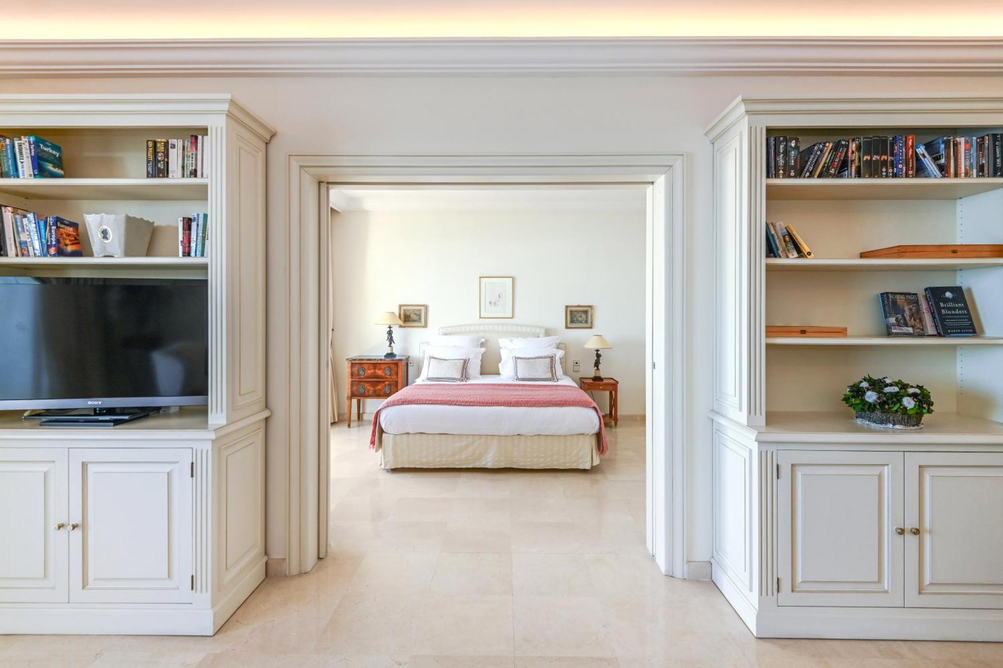 Buckingham & Lloyds - Cannes Buitenkant foto